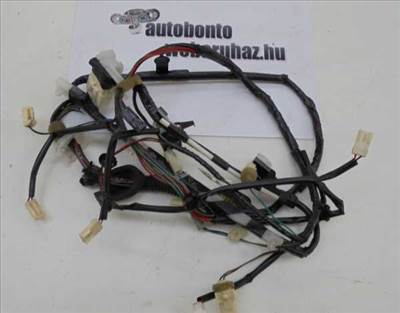 MAZDA 6 02-05 KÁBELKÖTEG CSOMAGTÉRAJTÓBA