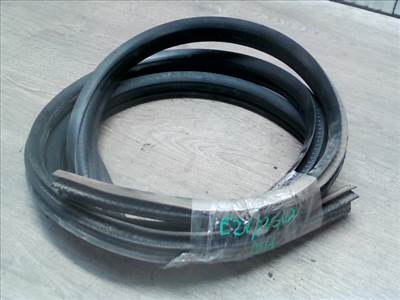 MAZDA Tribute 2001.01.01-2007.12.31 Bal hátsó ajtó kéder gumi