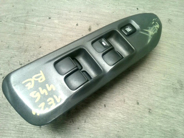 MITSUBISHI LANCER 04.06.01-07.05.30 Bal első ablakemelő kapcsoló 1. kép