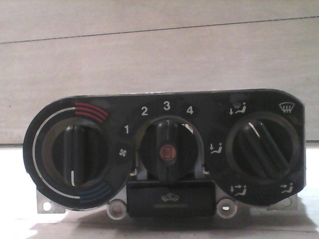 OPEL ASTRA F 94-02 Fűtés vezérlő panel 1. kép