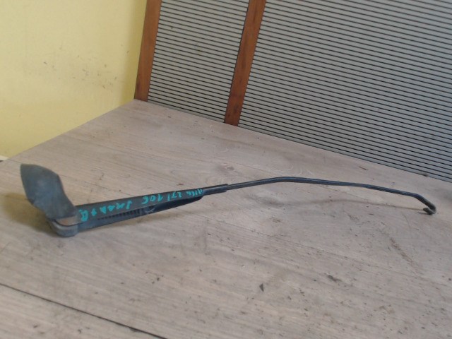 SMART ForTwo Ablaktörlő kar bal első 1. kép