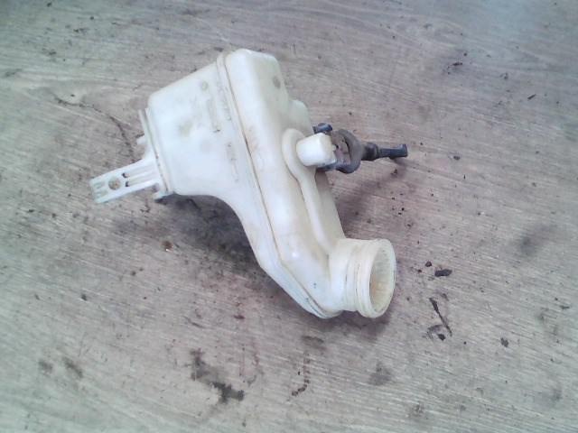 SUZUKI SWIFT 05-10 Fékfolyadék tartály 1. kép