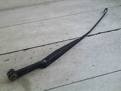 SUZUKI SWIFT 89-96 Ablaktörlő kar jobb első