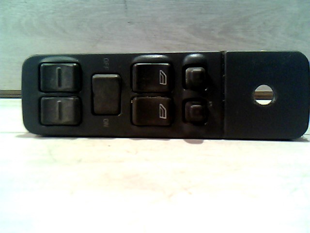 VOLVO S40 Bal első ablakemelő kapcsoló 1. kép