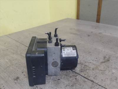 VOLKSWAGEN golf iv. abs abr esp pumpa