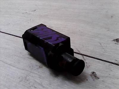 VOLKSWAGEN T4 96.01-03.04 Féklámpa pedál kapcsoló