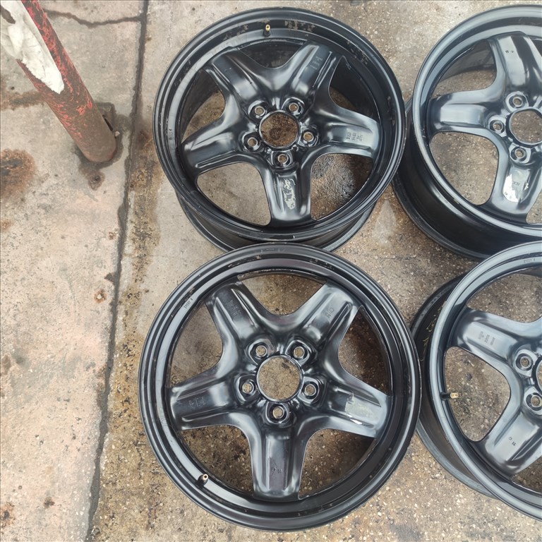 5x115 17 Gyári Opel lemezfelni dísztárcsával 90000ft a 4db/4/ 1. kép