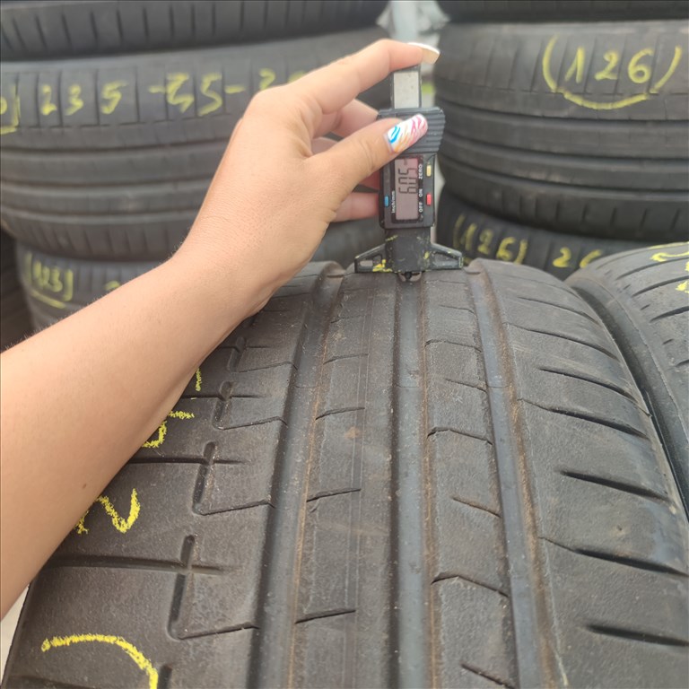 245/35 R20 Pirelli nyári gumi 115000ft a 4db/132/ 1. kép