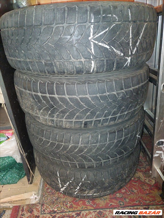 KIA 15" használt (gyári felni) lemezfelni, rajta 195/65 /15 használt téli gumi  2. kép