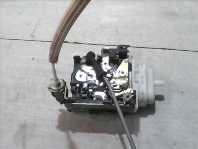 AUDI A4 98-01 Jobb hátsó ajtó zárszerkezet központi záras