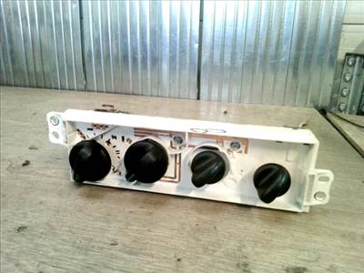 CHRYSLER PT CRUISER 99-06 Fűtés vezérlő panel