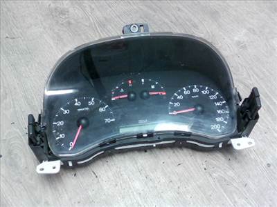 FIAT PUNTO II. Kilóméteróra