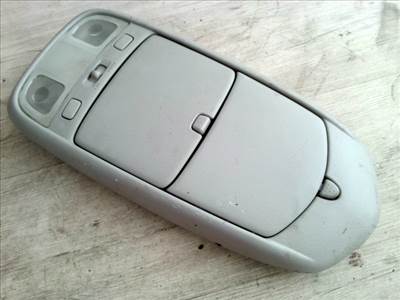 MAZDA MPV 99-05 Utastér világítás első