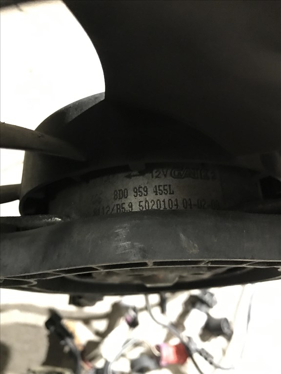 Audi A4 (B5 - 8D) 1,8 T _ hűtőventilátor 8d0959455l 2. kép