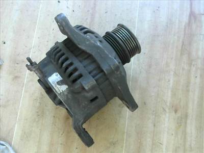 NISSAN SUNNY B12 86.10-90.05 Generátor.benzines