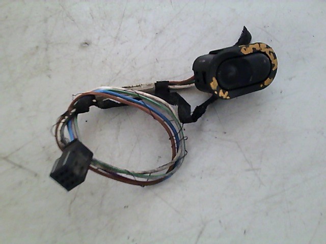 OPEL OMEGA B BAL HÁTSÓ ABLAKEMELŐ KAPCSOLÓ 1. kép