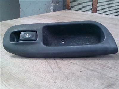 RENAULT MEGANE SCENIC 99-03 Jobb első ablakemelő kapcsoló