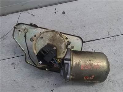 SUZUKI SWIFT 96-05 Ablaktörlő motor első