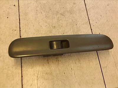 SUZUKI SWIFT 96-05 Jobb első ablakemelő kapcsoló