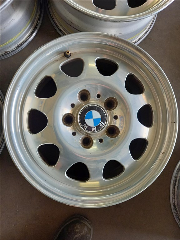 BMW E46 5x120 lyukosztású 7JJ 15" használt (gyári felni) alufelni Bxx 3. kép