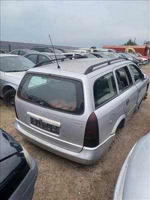 Opel Astra G bontott alkatrészei