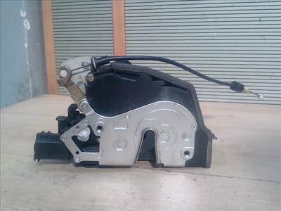 BMW E65 02.09.01-08.09.30 Bal hátsó ajtó zárszerkezet központi záras