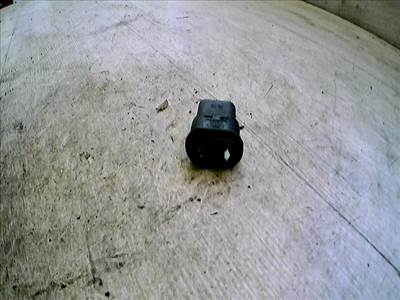 FORD MONDEO 96-00 Jobb első ablakemelő kapcsoló