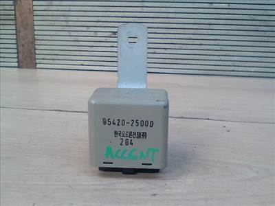 HYUNDAI ACCENT 03-06 Relé
