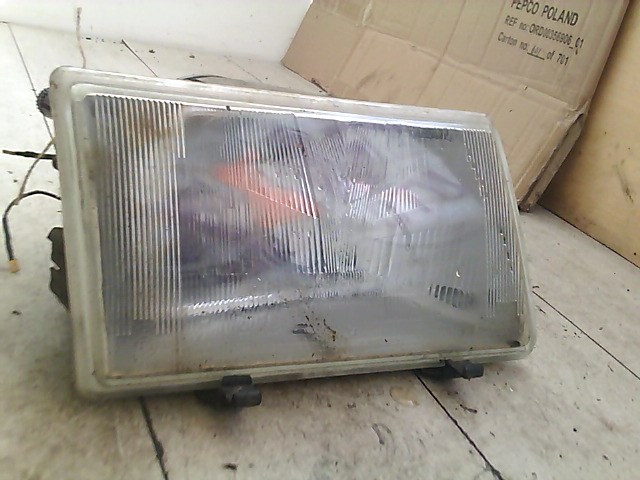 LADA SAMARA Jobb első fényszóró 1. kép