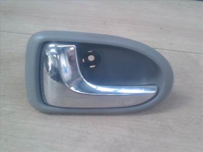 MAZDA PREMACY 99.01-05.10 Bal hátsó belső kilincs