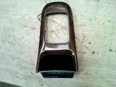 NISSAN MAXIMA A33 1999.04- Középkonzol keret