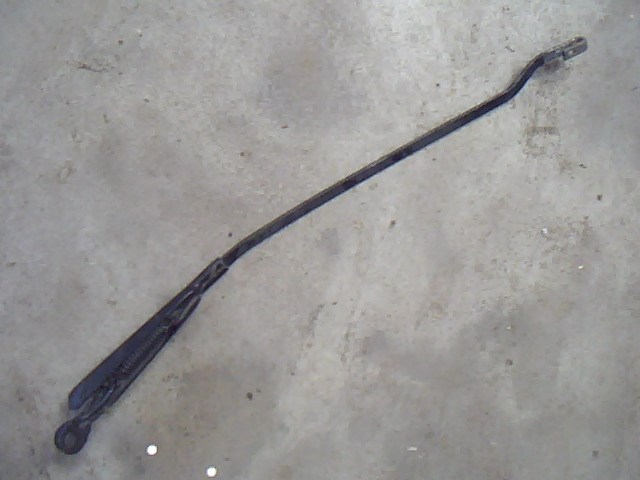 OPEL ASTRA F 94-02 Ablaktörlő kar jobb első 1. kép