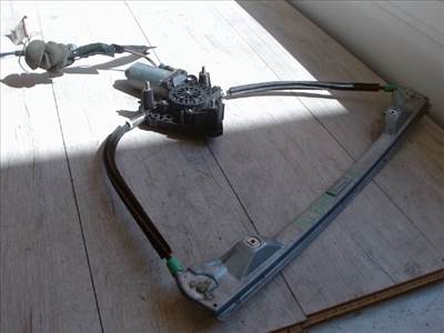 RENAULT CLIO 98-01 Jobb első ablakemelő szerkezet elektromos