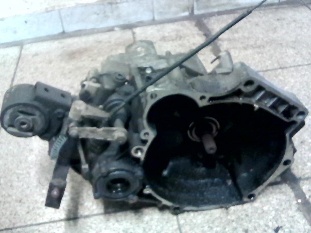 TRABANT 1,1 Sebességváltó manuális 1. kép