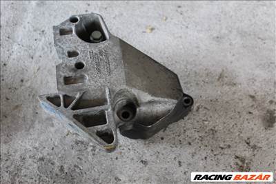 Audi A3 2.0FSI BVY 03-08 motortartó bak 06F199207H