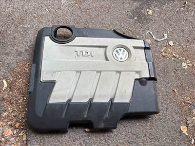 Volkswagen Passat B7 Felső motorburkolat  03l103925