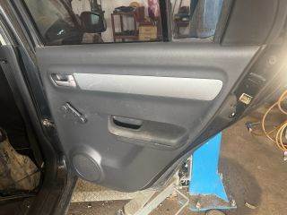 SUZUKI SWIFT III (MZ, EZ) Jobb hátsó Ajtó Kárpit