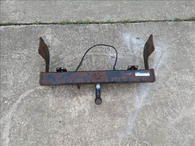 Mercedes Vito vonóhorog eladó!