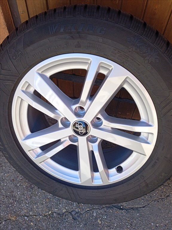 gyári 17 collos AUDI Q3 F3 alufelnik újszerű téligumikkal 4. kép
