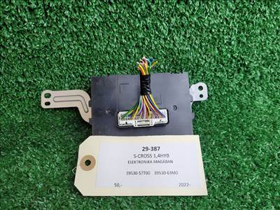 SUZUKI S-CROSS Elektronika (Magában) 3953057T00 3953061m0