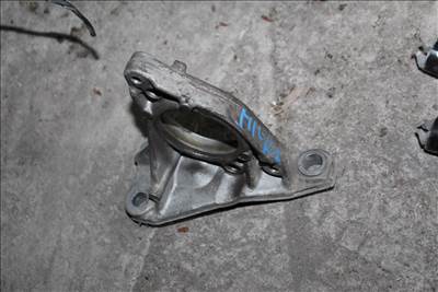 Nissan Micra V féltengely tartó konzol (187335)