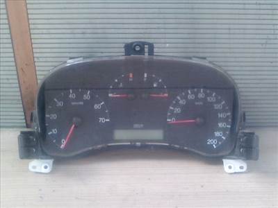 FIAT PUNTO II. Kilóméteróra
