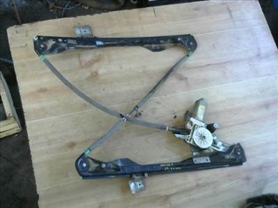 FORD FOCUS 98-04 Jobb első ablakemelő szerkezet elektromos