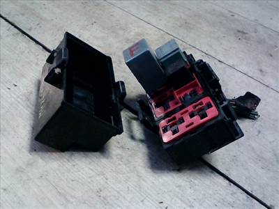 FORD TRANSIT 99-06 Biztosítéktábla BCM BSI BSM SAM GEM modul Utastér