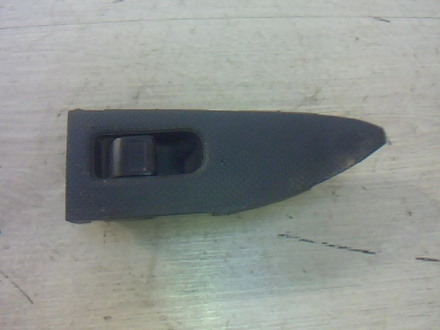 HONDA CIVIC 99- Jobb hátsó ablakemelő kapcsoló 1. kép