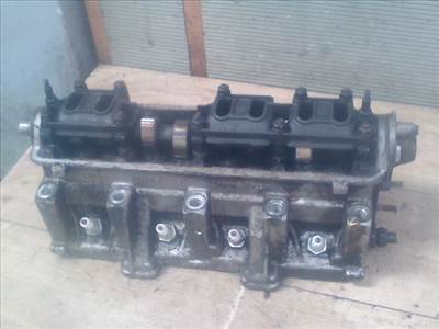 LADA 2110 Hengerfej. benzines
