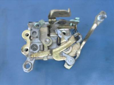 MITSUBISHI L300 88-95 Bal első ajtó zárszerkezet mechanikus