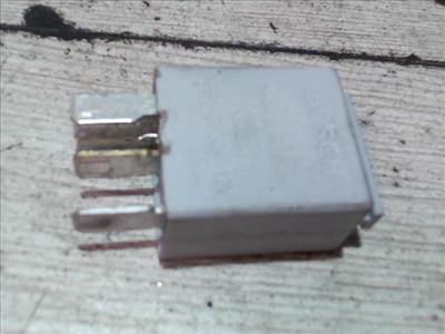 OPEL CORSA C 00-06 Relé