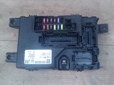 OPEL CORSA D 06-11 Biztosítéktábla BCM BSI BSM SAM GEM modul Utastér