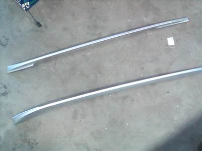 RENAULT Clio 2009.01.01-2012.10.31 Bal tetőcsomagtartó hosszanti sín tetősín